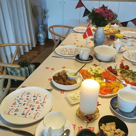 Thegilgahouse Familyroom! Bed and breakfast 3*